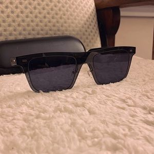 COPY - (NIB) McQ by Alexander McQueen Unisex Sung…